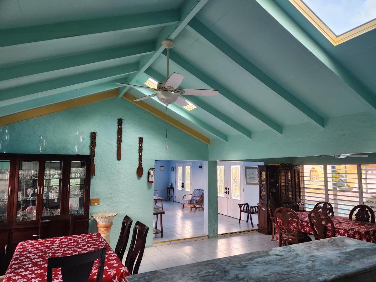 The View Villa คริสเตียนสเต็ด ภายนอก รูปภาพ