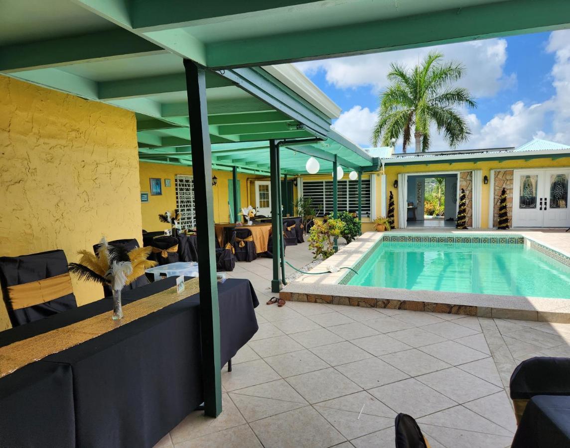The View Villa คริสเตียนสเต็ด ภายนอก รูปภาพ